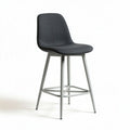 Tabouret en tissu gris avec structure en métal argenté hauteur 100 cm