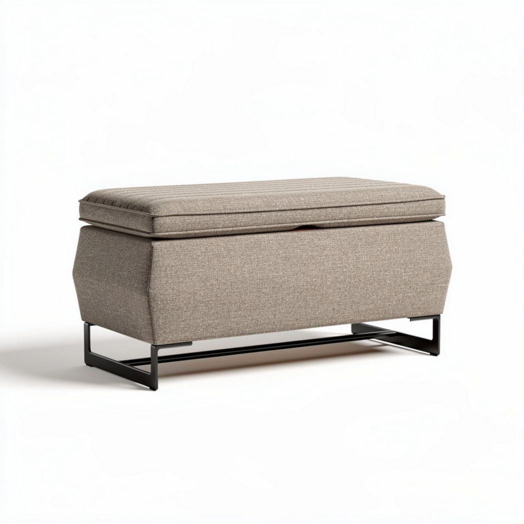 Pouf de rangement en tissu beige avec structure en métal dimensions 90 x 45 x 40cm
